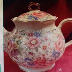 Floral teapot with gold handle
