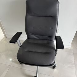 Beautyrest office chair dark grey/black