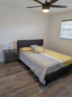 Queen size bedroom set for sale