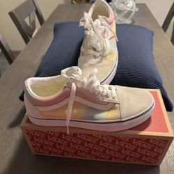 Cute Vans  Size 9 Women 