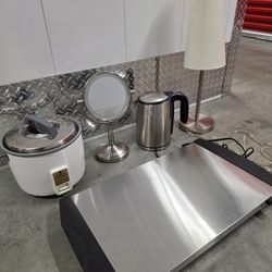 $45 for All, Lot Of (5) Household Electric Kettle, Flat Panel Griddle, Rice Cooker, Mirror, Lamp