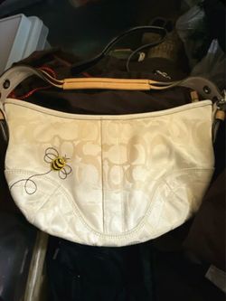Bumble bee coach bag