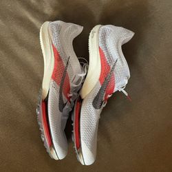 Nike Victory 1s Middle Distance Track Spikes