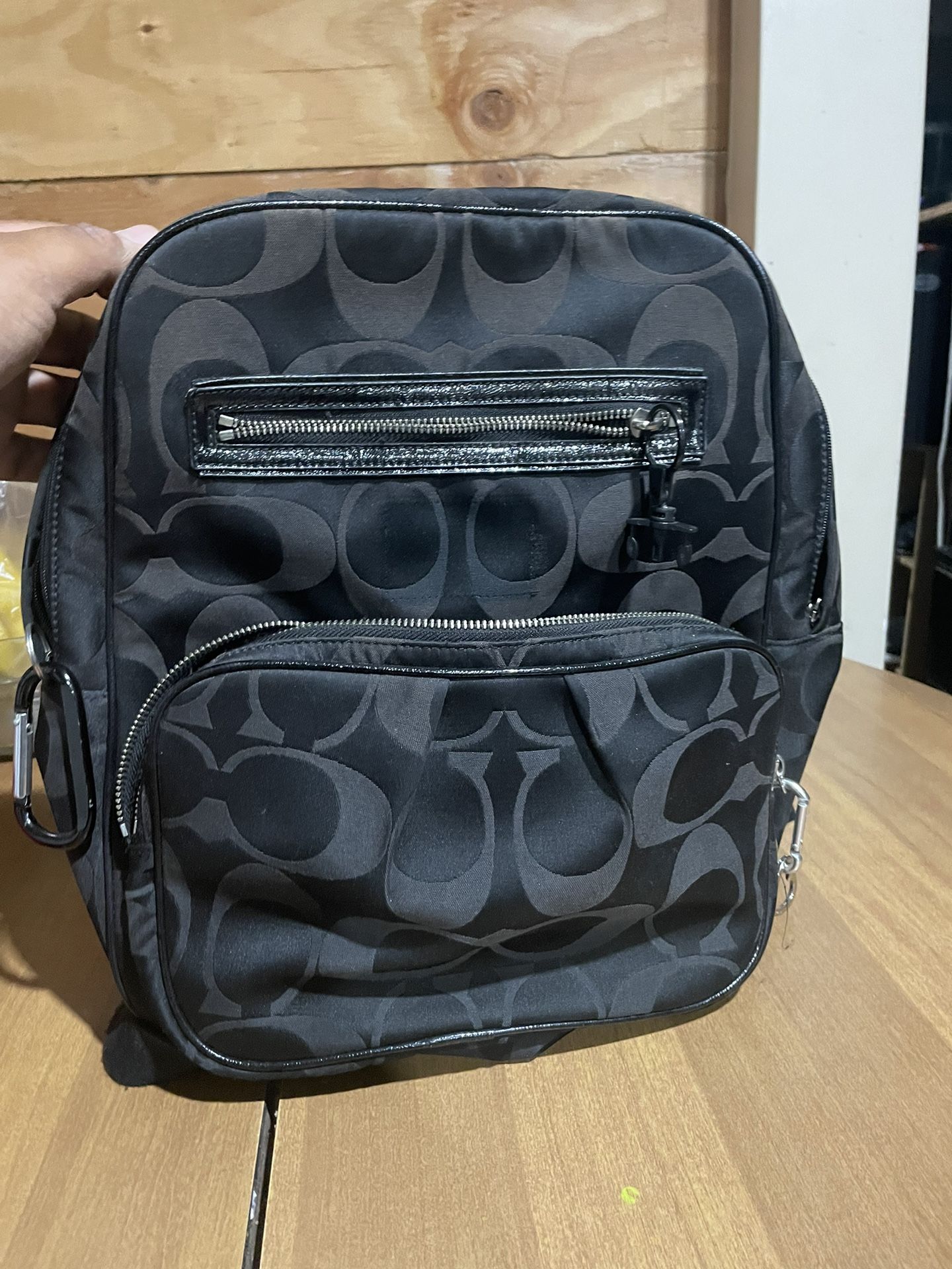 Mediana Mochila Coach