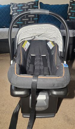 Graco Car Seat w/ Base