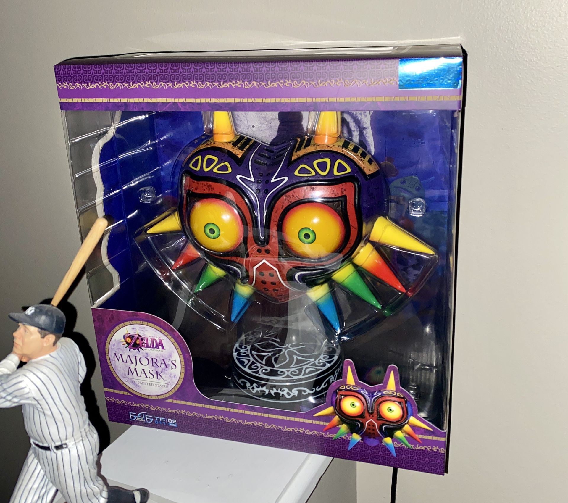 Zelda Majora Mask Figure 4 Brand New Sealed Led Nintendo Link