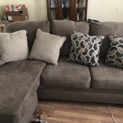 Couch With Chaise