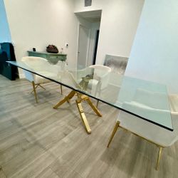 Modern Glass Dining Table with Gold Base – Seats 4–6