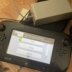 Black Wii U- 32 GB Deluxe version 