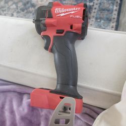 Milwaukee M18 2854-20  