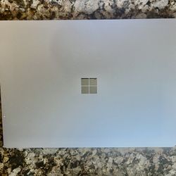 Microsoft Surface Laptop 3 15in. Touch Screen . Excellent Condition
