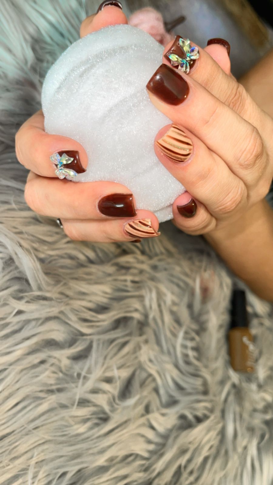 Unñas Acrílicas Y Pedicura