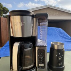 Ninja Coffee Bar (glass carafe model) & Bodum Burr Coffee Grinder