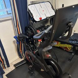 Peloton Bike 