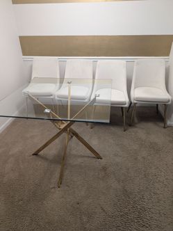 Beautiful dining room table and chairs!!