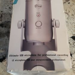 Blue Yeti The Ultimate Microphone 