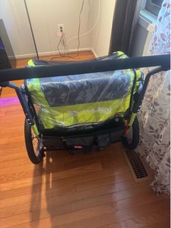 Child bicycle trailer