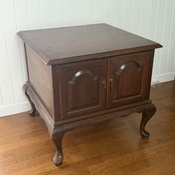 Antique Wood Night Stand / End Table W/ Storage