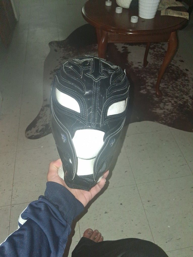 Real authentic Ray Mysteriomask