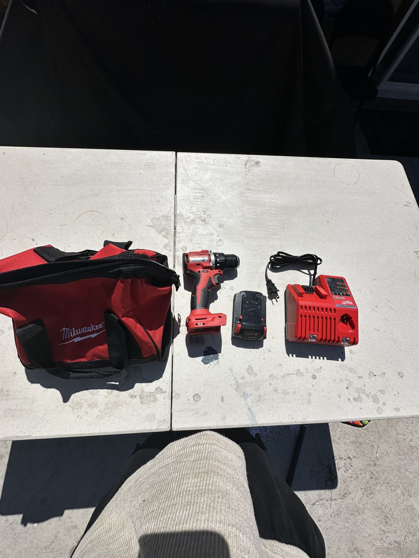 milwaukee drill set