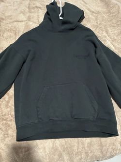 essentials black hoddie small