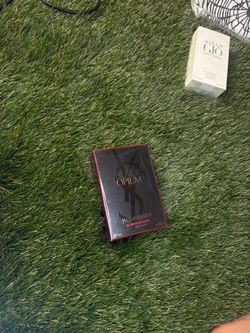 YSL Black Opium Eau de Parfum Over Red 90ml