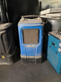 Dehumidifier 
