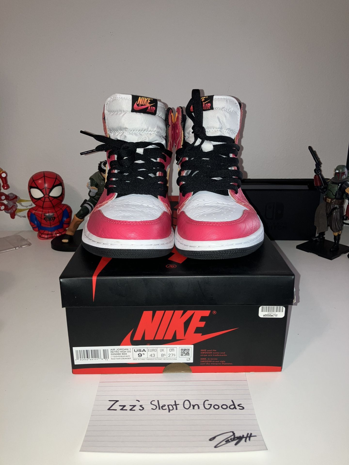 Jordan 1 Retro High OG - Light Fusion Red