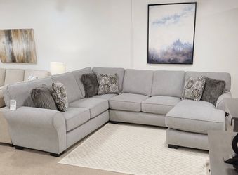 2 Piece Sectional Reversible Couch Chaise