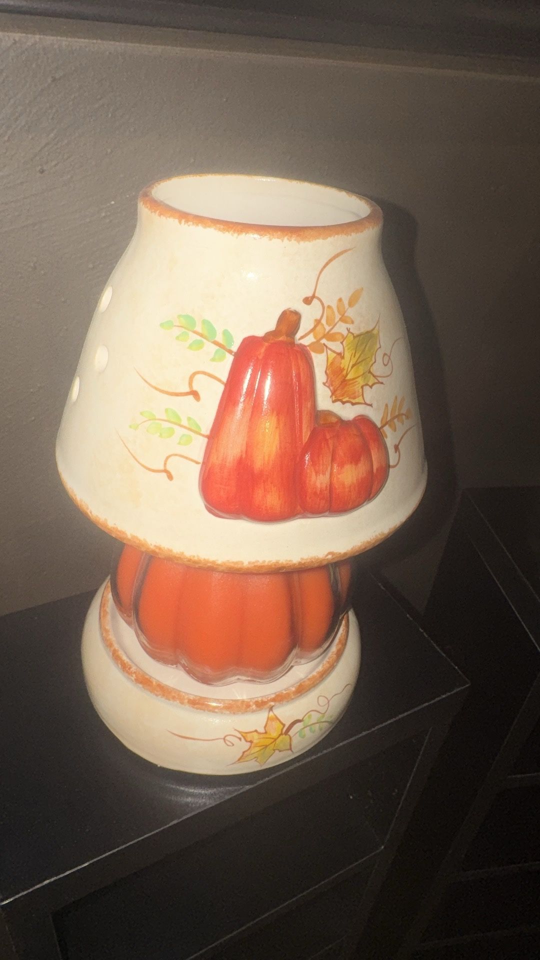 Candle With Topper And Base (new) (Read ad before messaging)