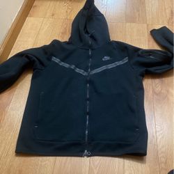 Black Nike Tech Jacket Size Medium 