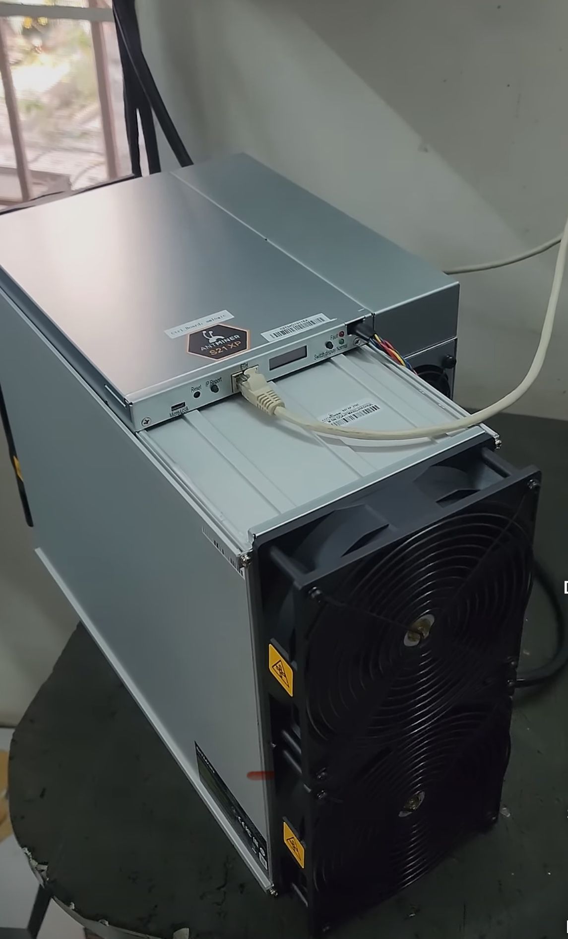 Bitmain Antminer S21 XP Bitcoin Miner