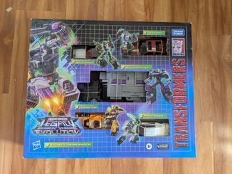 Legacy Stunticons Menasor Giftset. Factory Sealed.