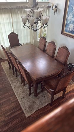 Ashely furniture dinning table North shore collection 9 piece set
