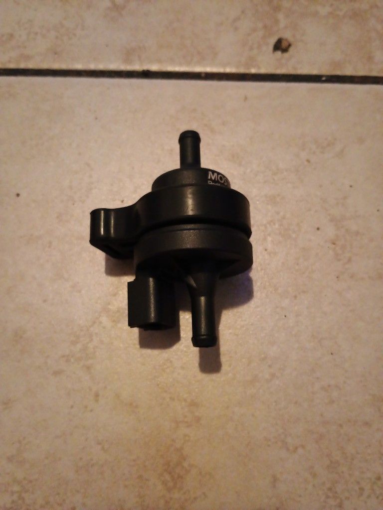 Mazda 3 2009 CANISTER PURGE SOLENOID VALVE