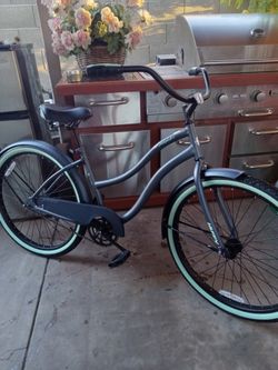 Like New Only Used 4 Times TIRES SIZE 26