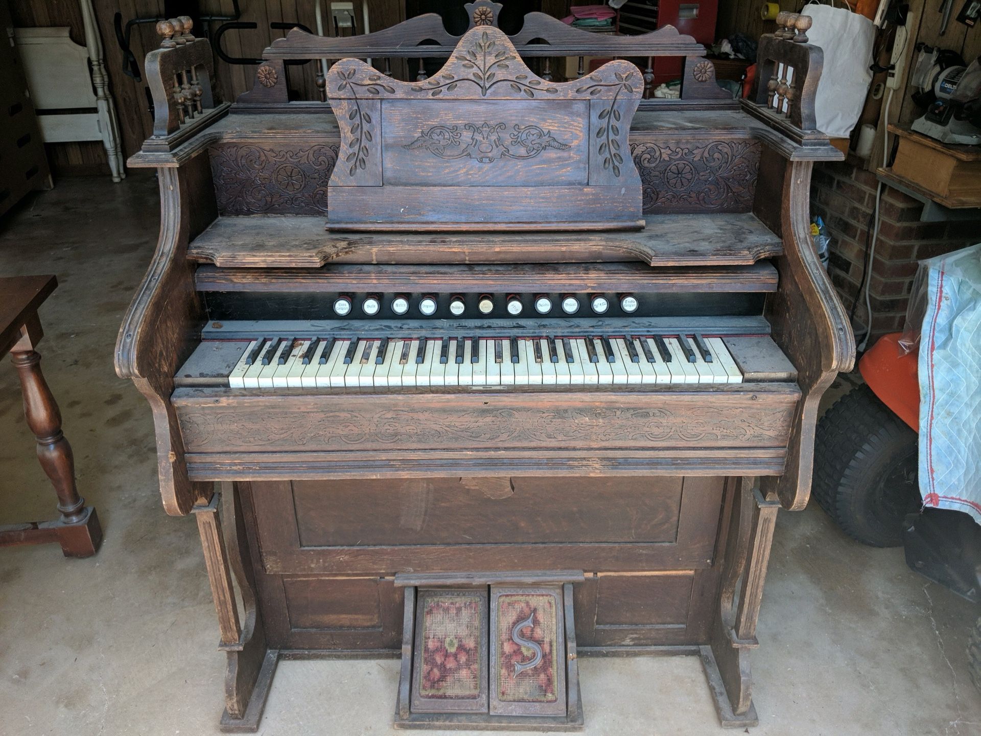 Vintage Shipman Organ