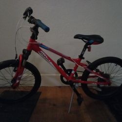 Red Haro Flightline FL20 6000 series