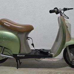 Razor Pocket Mod Electric Scooter