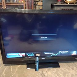 42" Vizio TV