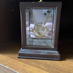 Harry Potter Time Turner Noble Collection
