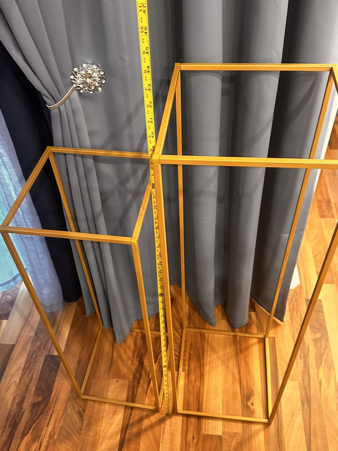 Flower Holder For Wedding And Special Events
