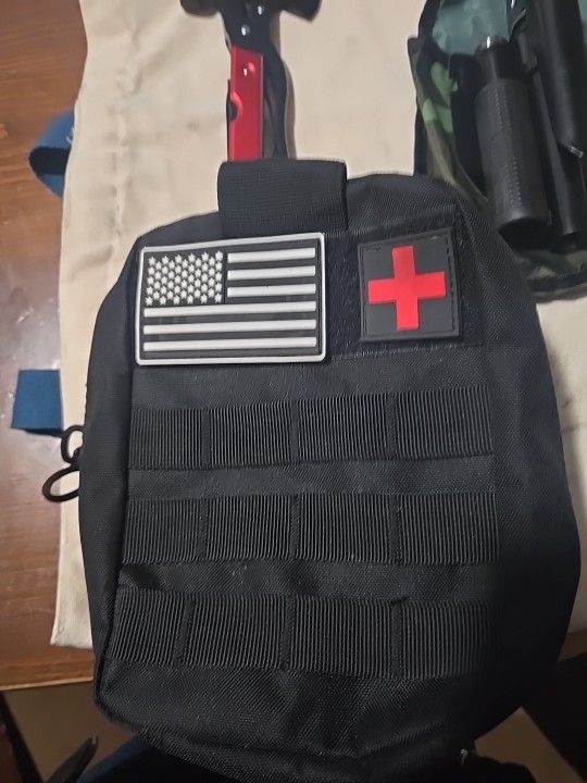 Survival  Bag With Tool And Shovel