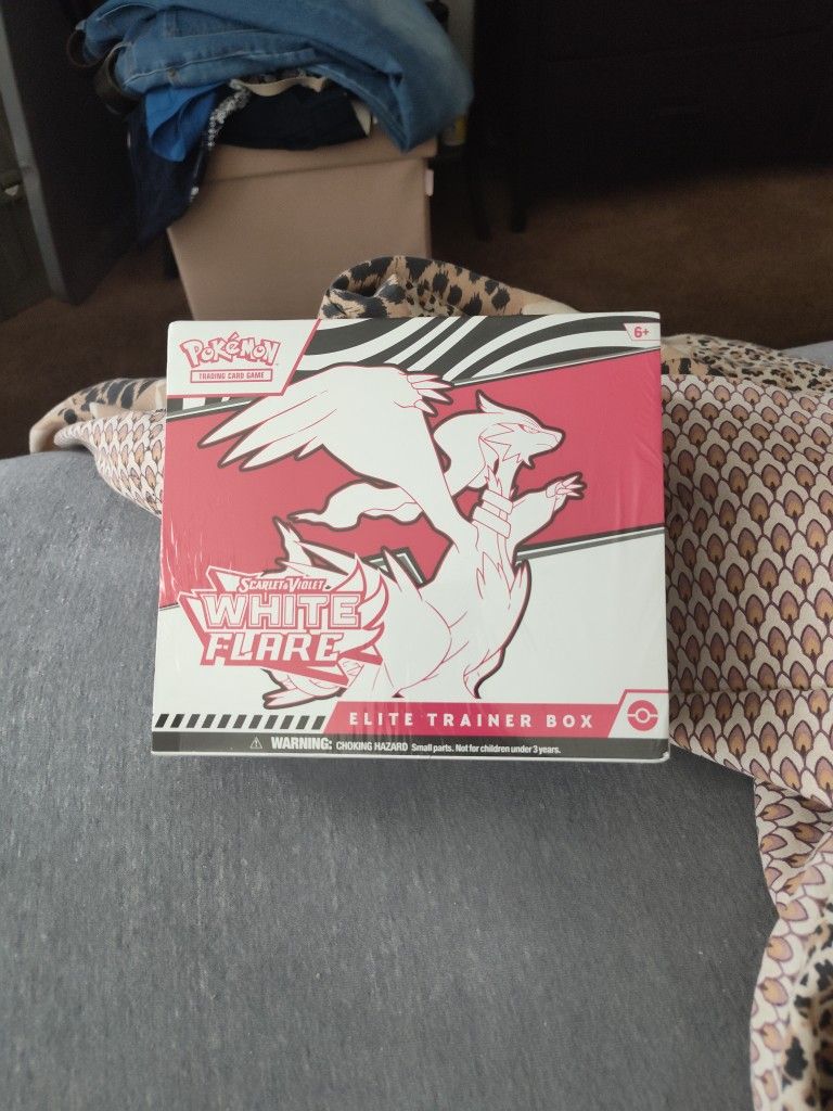 Pokemon Cards Elite Training Box