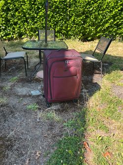Samsonite Large Suitcase