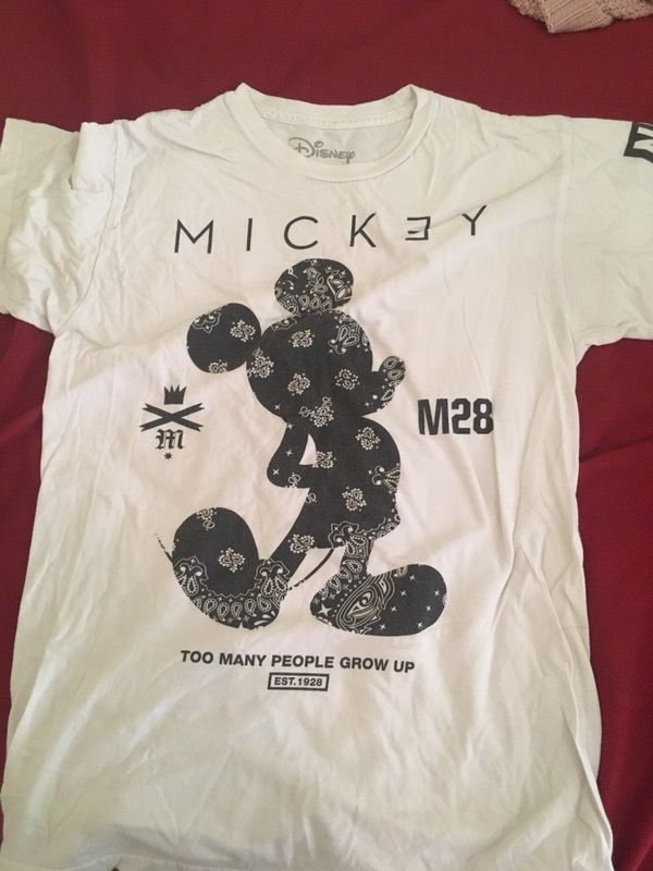 Men clothes for cheap from H&M and Tillys