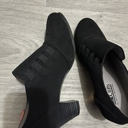 Women’s Shoes