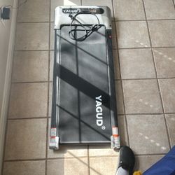 Walking treadmill