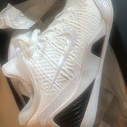 Kobe Women’s Protro Sneakers