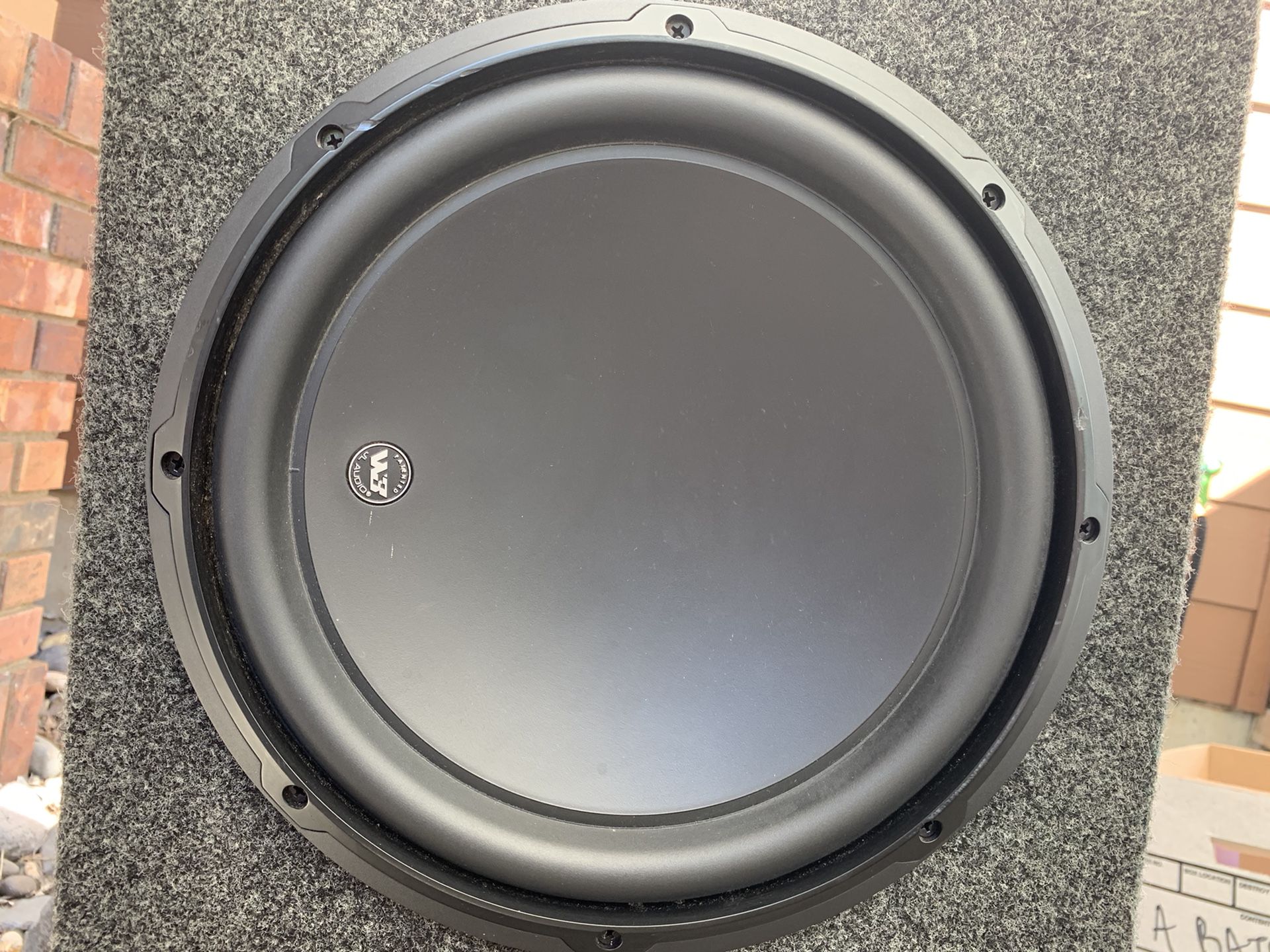 JL Audio 2x 12” W3 Subs Ported Box and JL 500/1 Amp for Sale in